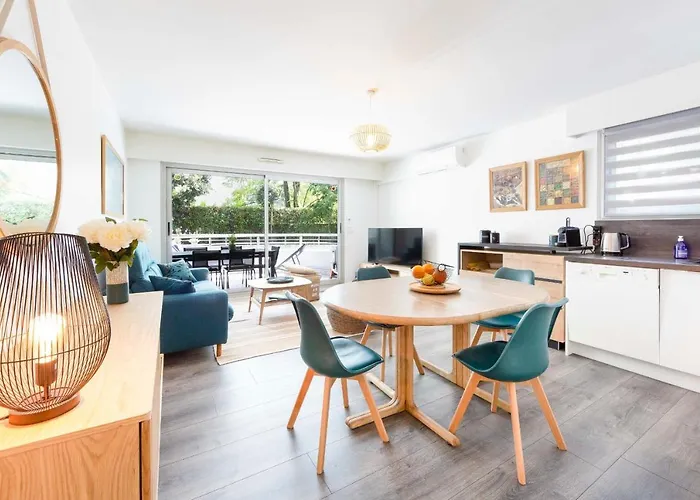 Salvy 2 Bedrooms Near The 300 Meters * Антіб