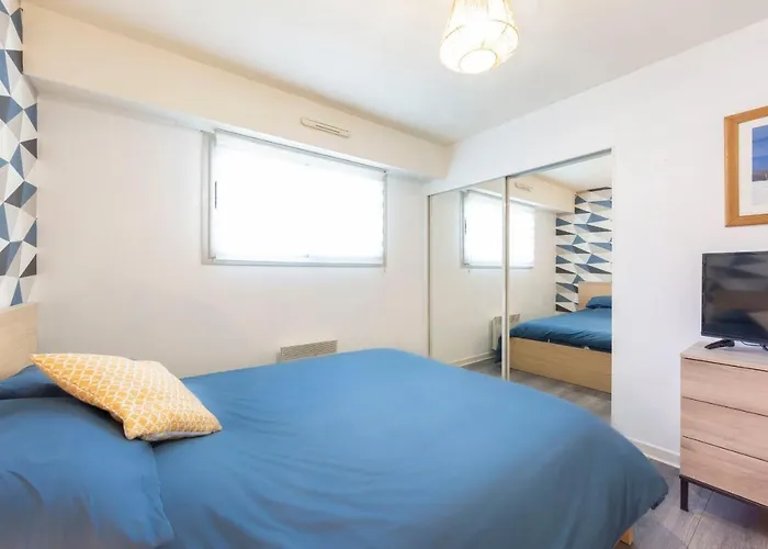 Salvy 2 Bedrooms Near The 300 Meters Апартаменти