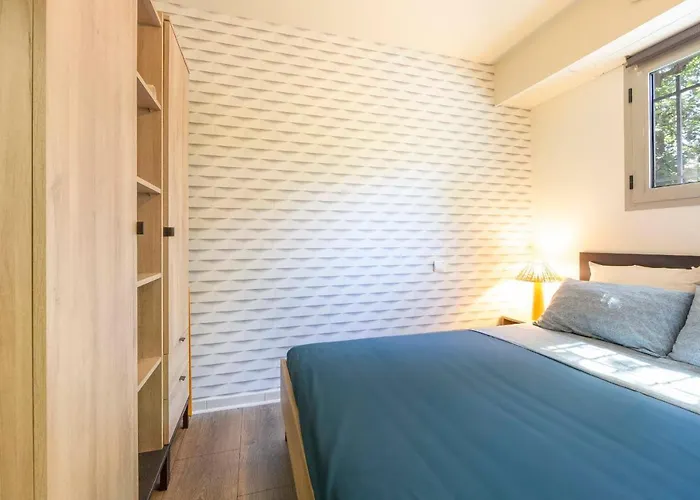 Salvy 2 Bedrooms Near The 300 Meters Διαμέρισμα Αντίμπ